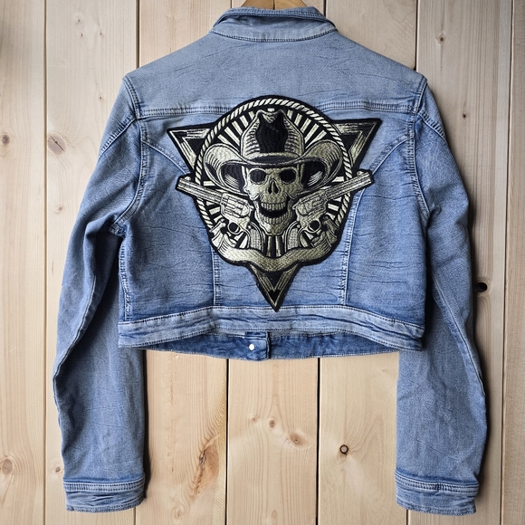 Silver Jeans Light Blue Denim Jacket Skull Patches Gothic Womens XL - Picture 4 of 10